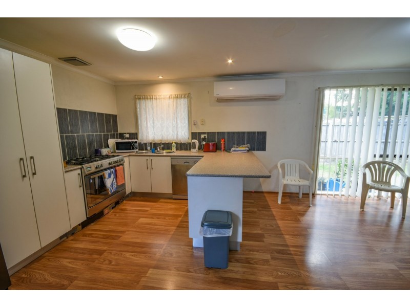 Unit 1, 2, 3 & 4/54 Main Road, Paynesville VIC 3880