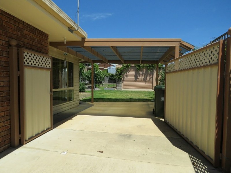 20 Schooner Terrace, Paynesville VIC 3880