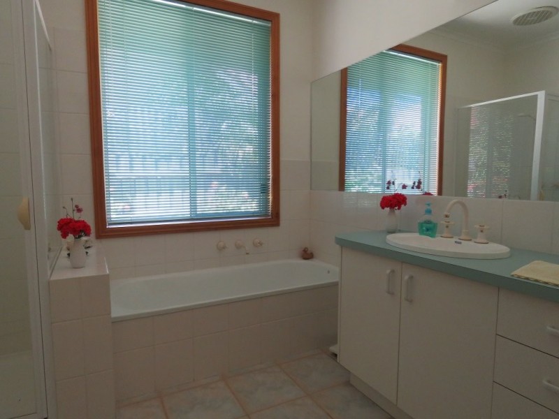 20 Schooner Terrace, Paynesville VIC 3880