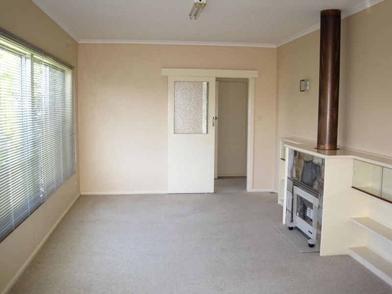 4 Tambo Avenue, Paynesville VIC 3880