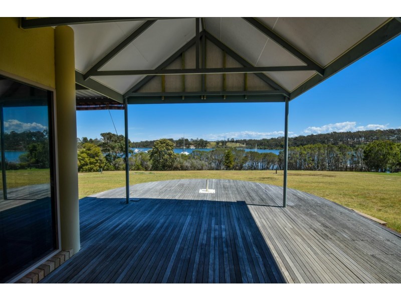 13 Mallard Close, Newlands Arm VIC 3875