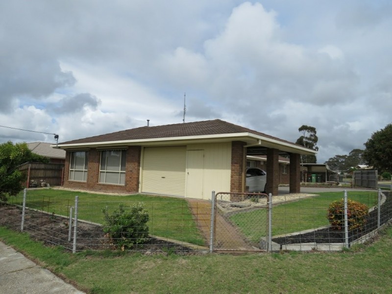 1 Callistemon Court, Paynesville VIC 3880
