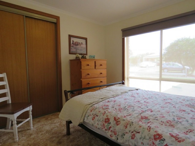 1 Callistemon Court, Paynesville VIC 3880