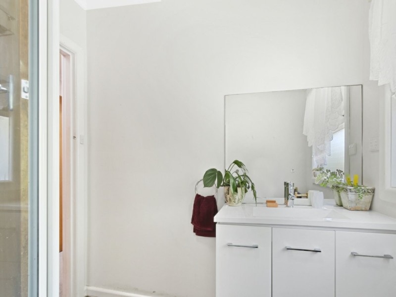 181 Bay Road, Eagle Point VIC 3878