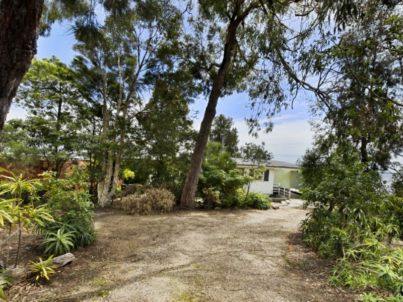181 Bay Road, Eagle Point VIC 3878