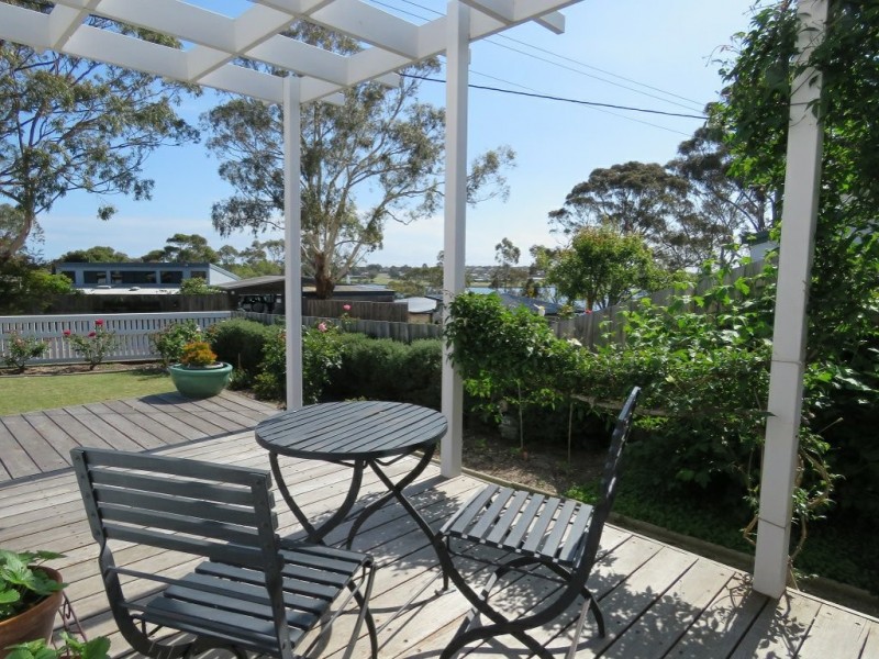 62B Newlands Drive, Paynesville VIC 3880