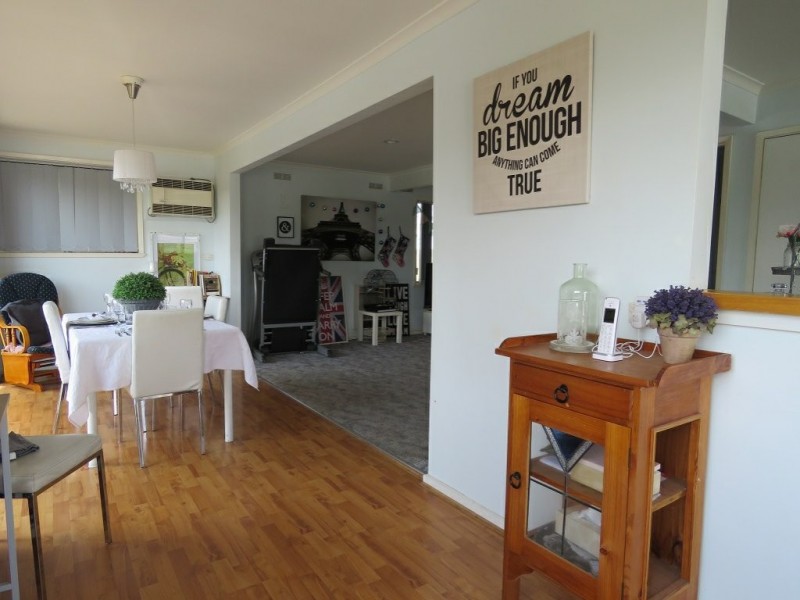51 Bay Road, Eagle Point VIC 3878