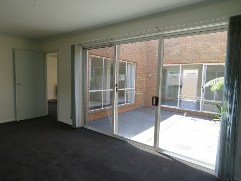 35 Sixth Avenue, Raymond Island VIC 3880