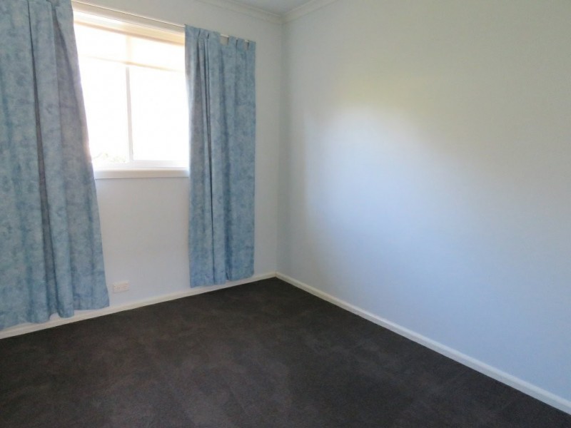 35 Sixth Avenue, Raymond Island VIC 3880