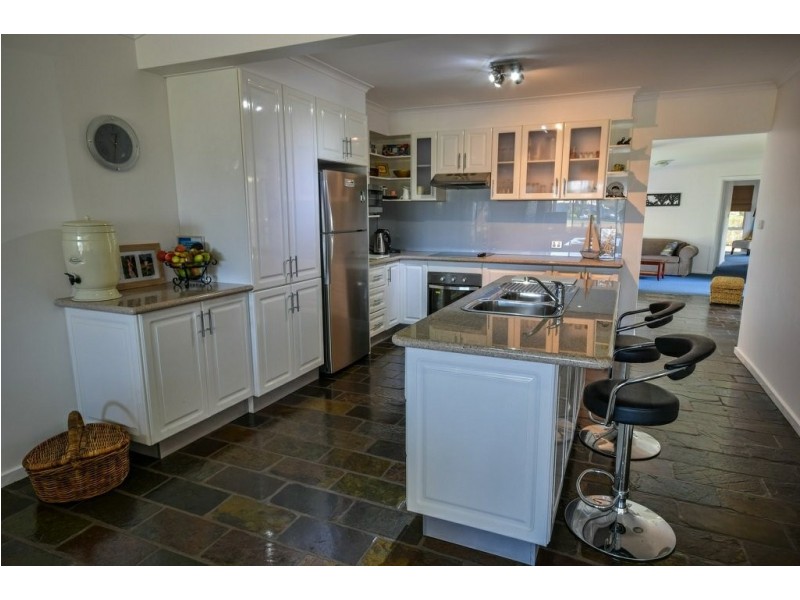 89 Slip Road, Paynesville VIC 3880