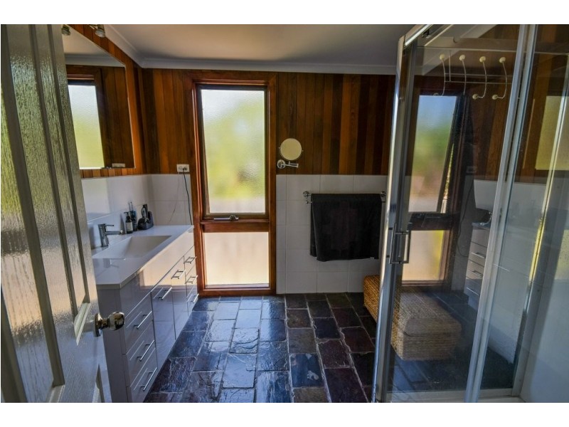 89 Slip Road, Paynesville VIC 3880