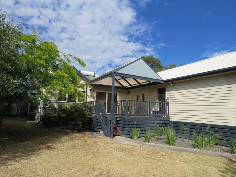 11 Acrux Drive, Newlands Arm VIC 3875