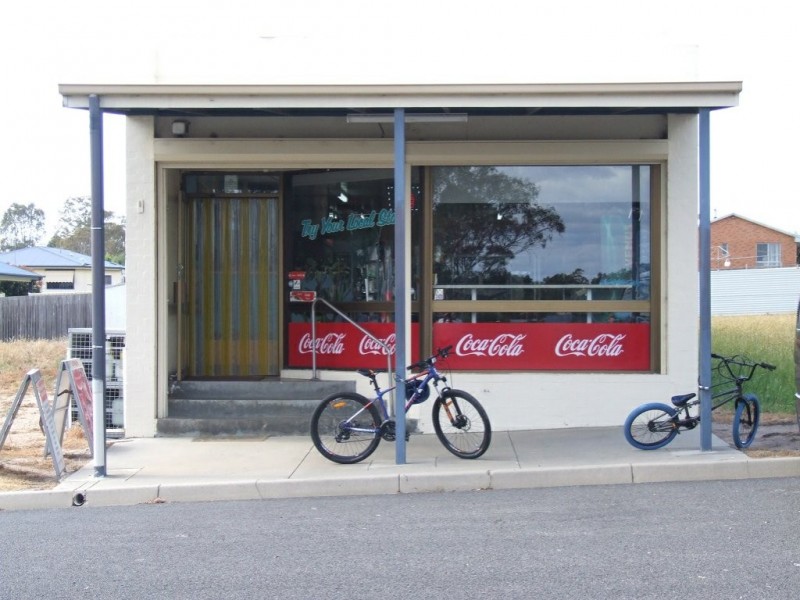 10-12 Centre Way, Newlands Arm VIC 3875