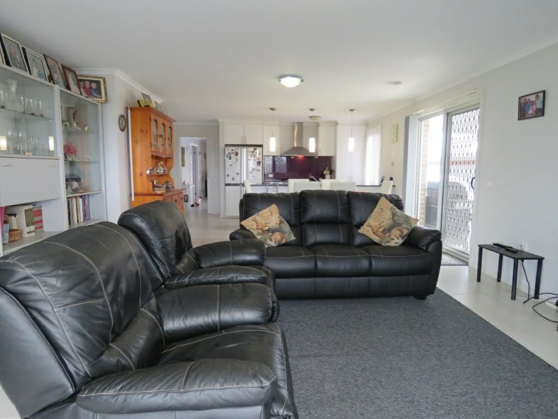 15 Smallman Court, Paynesville VIC 3880