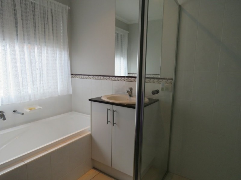 15 Smallman Court, Paynesville VIC 3880