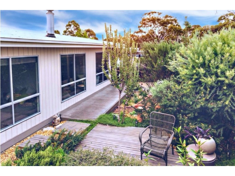 39 Toonalook Parade, Paynesville VIC 3880