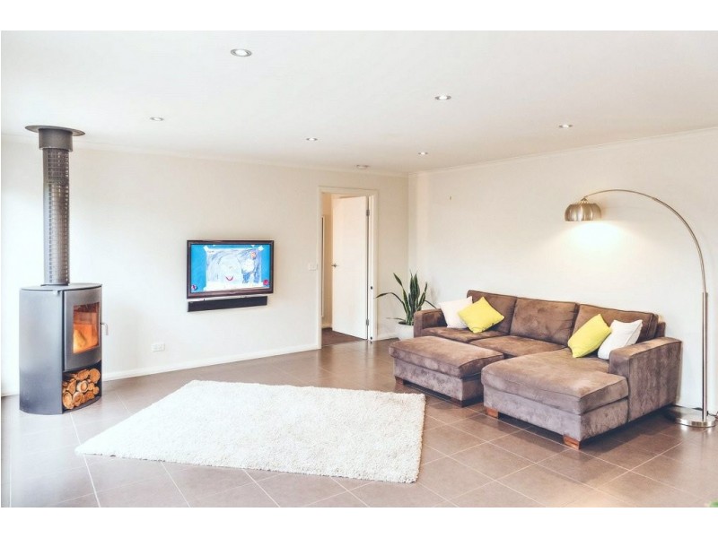 39 Toonalook Parade, Paynesville VIC 3880