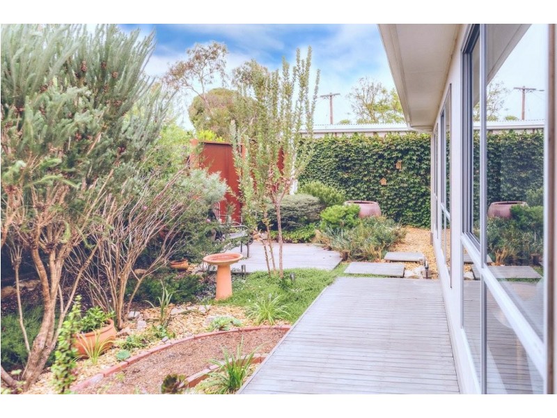 39 Toonalook Parade, Paynesville VIC 3880