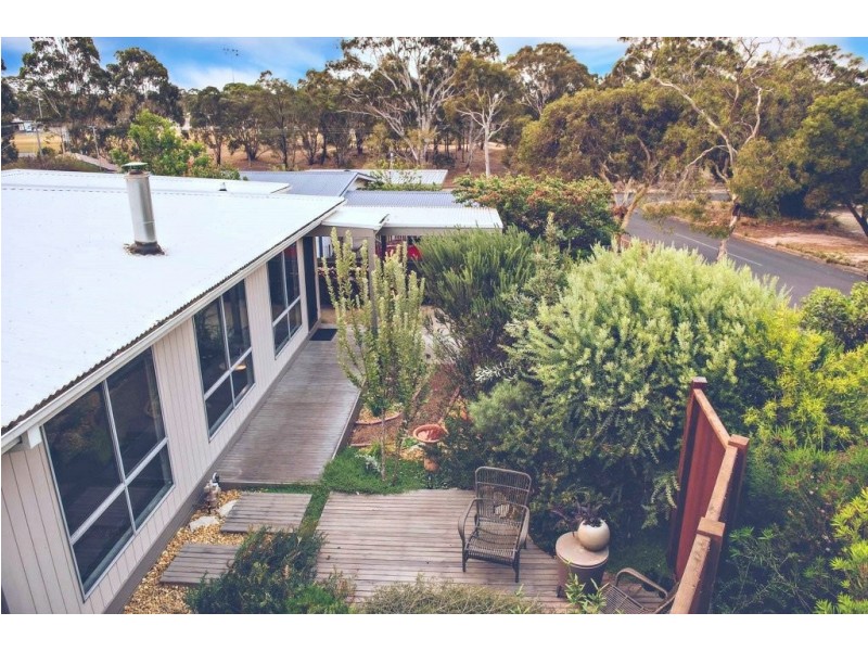 39 Toonalook Parade, Paynesville VIC 3880