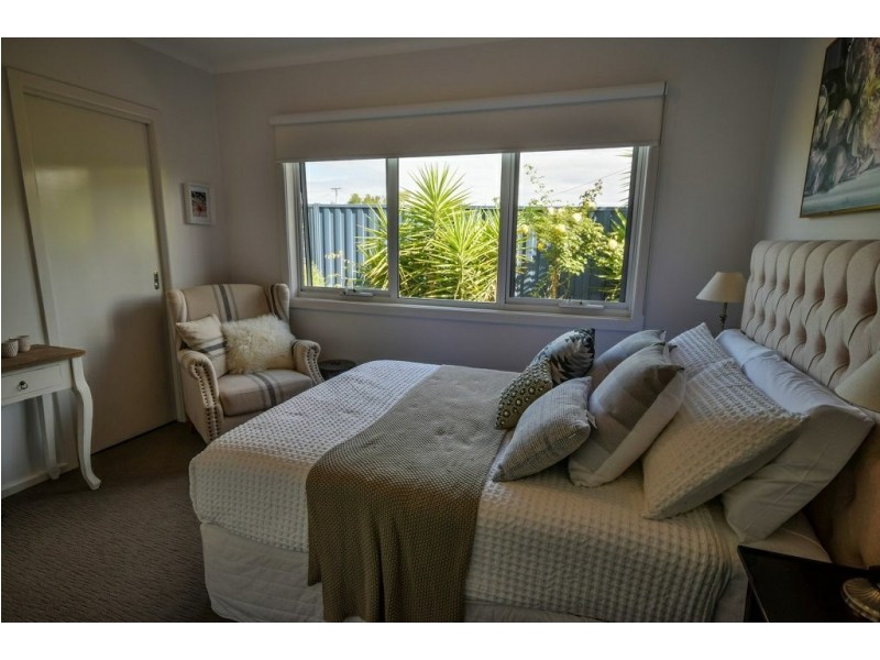 2 Government Road, Paynesville VIC 3880