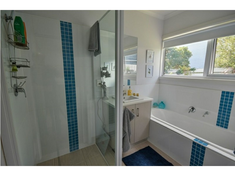 2 Government Road, Paynesville VIC 3880