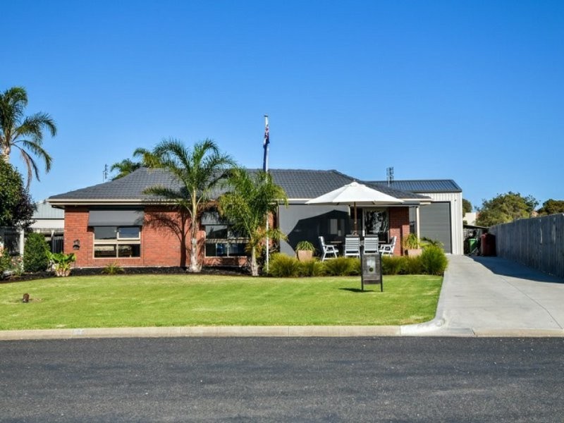 91 Slip Road, Paynesville VIC 3880
