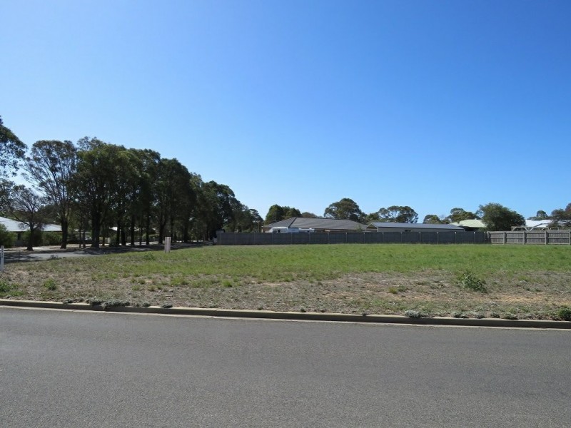 64 Colony Club Drive, Newlands Arm VIC 3875