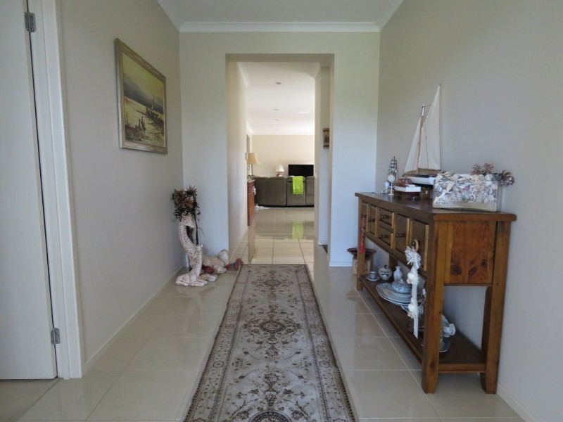 31 Sunset Boulevard, Eagle Point VIC 3878