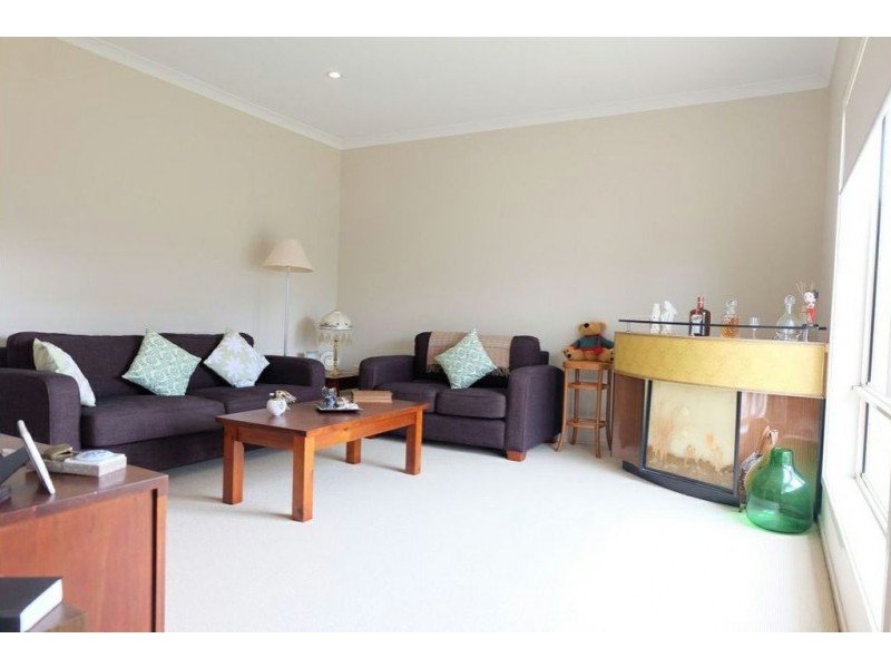 31 Sunset Boulevard, Eagle Point VIC 3878