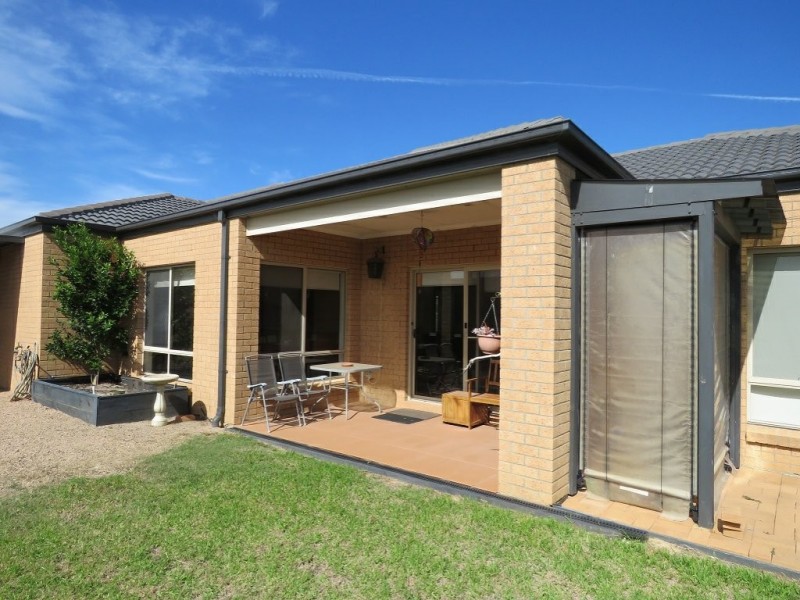 31 Sunset Boulevard, Eagle Point VIC 3878