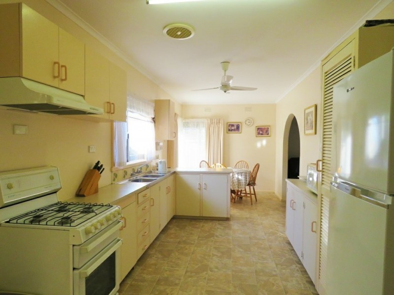 39 Cumming Street, Paynesville VIC 3880