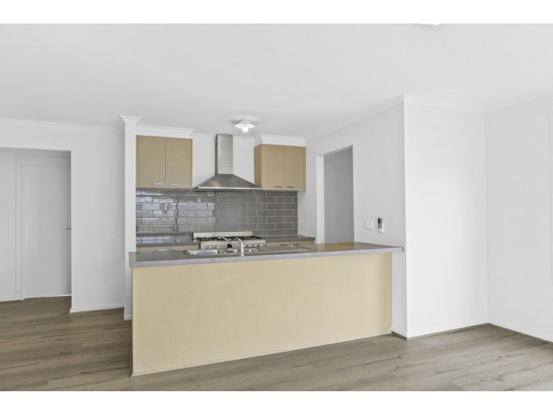 12 Seagreen Close, Eagle Point VIC 3878