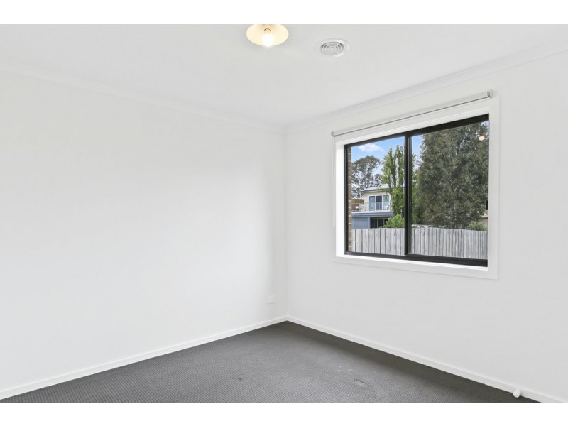 12 Seagreen Close, Eagle Point VIC 3878