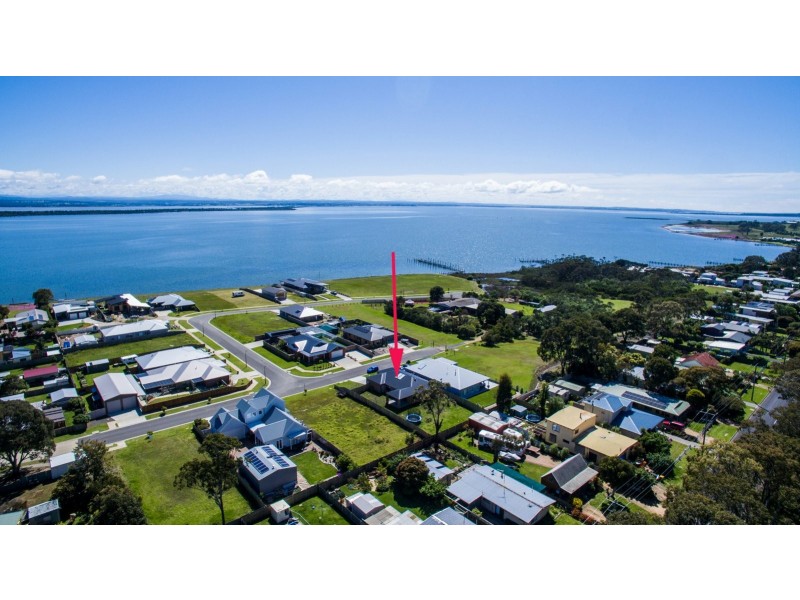 12 Seagreen Close, Eagle Point VIC 3878