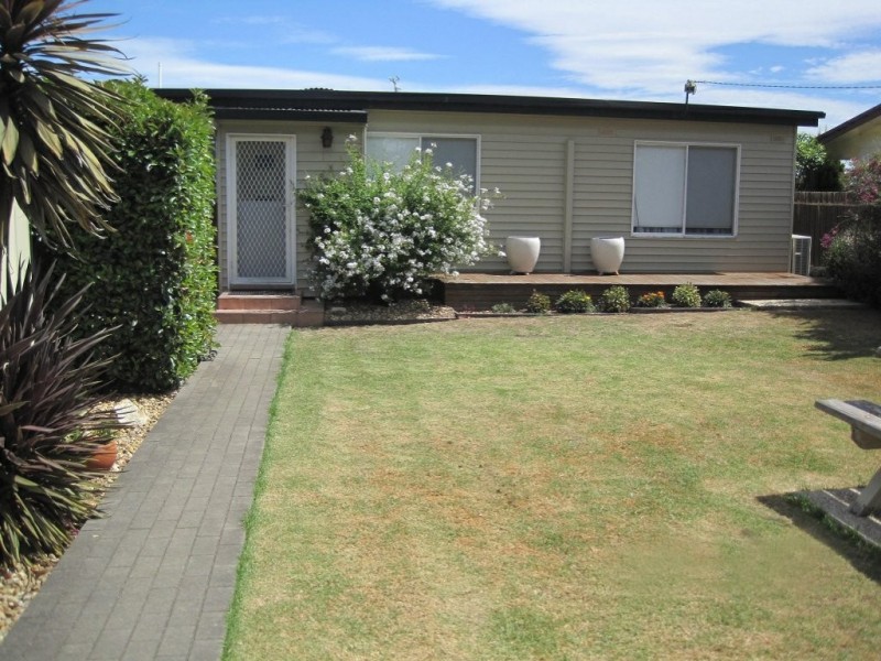 24 Forge Creek Road, Eagle Point VIC 3878