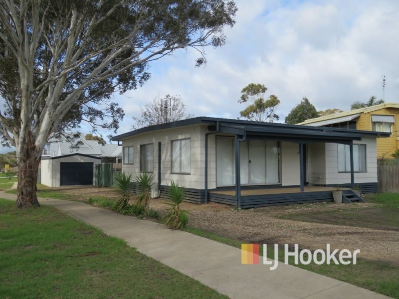 101 Bay Road, Eagle Point VIC 3878
