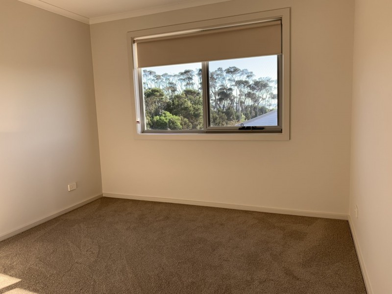 3/157 Bay Road, Eagle Point VIC 3878