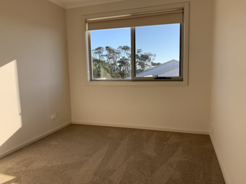 3/157 Bay Road, Eagle Point VIC 3878
