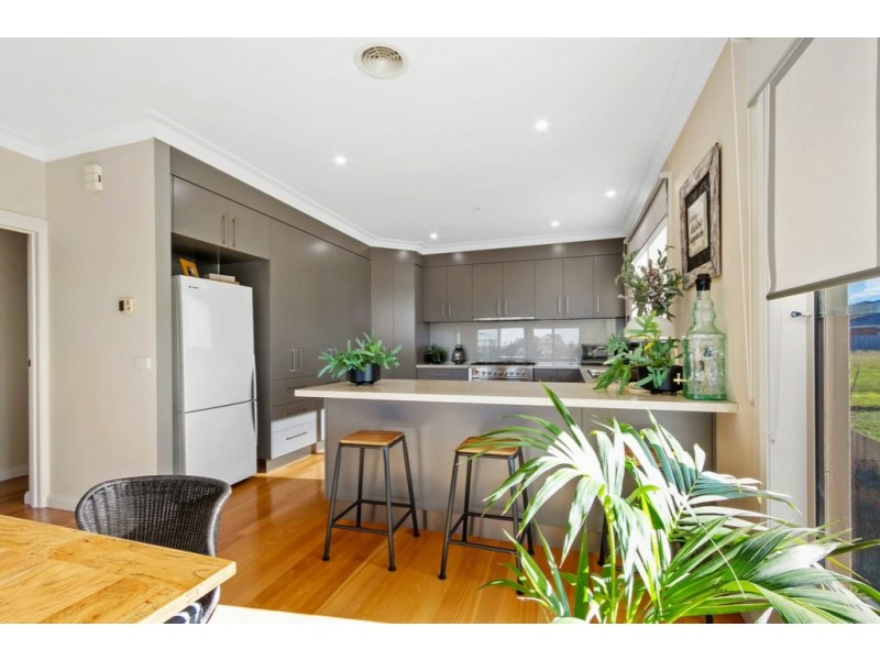 65 Fullarton Drive, Paynesville VIC 3880