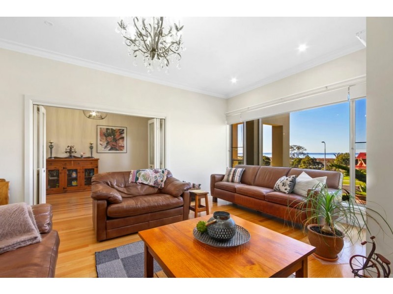 65 Fullarton Drive, Paynesville VIC 3880