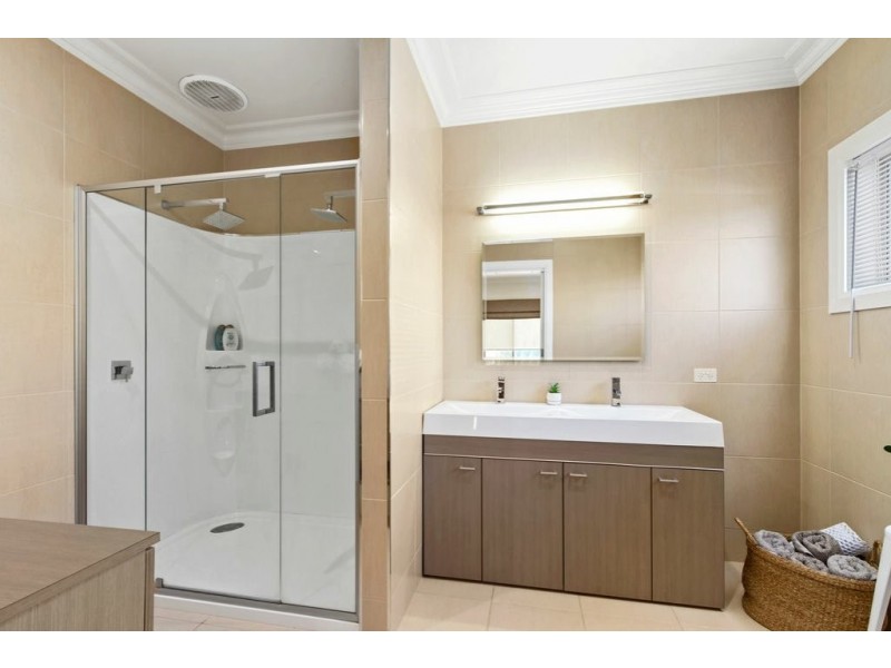 65 Fullarton Drive, Paynesville VIC 3880