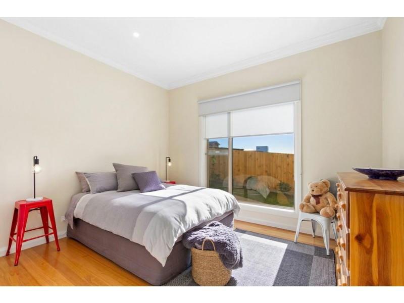 65 Fullarton Drive, Paynesville VIC 3880