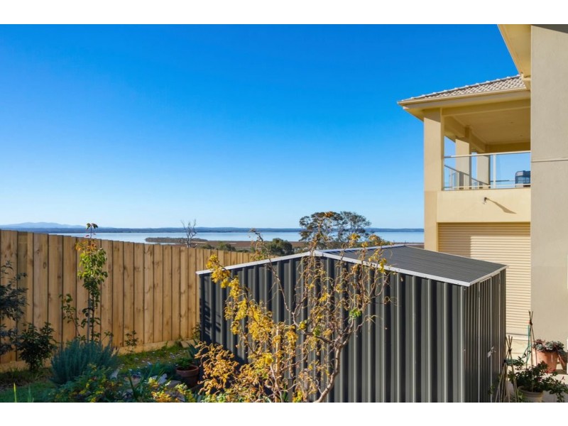 65 Fullarton Drive, Paynesville VIC 3880