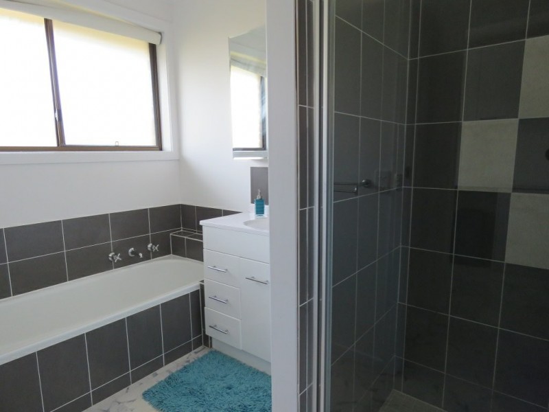 13 Rex Street, Paynesville VIC 3880