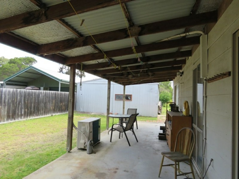 54 Tenth Avenue, Raymond Island VIC 3880