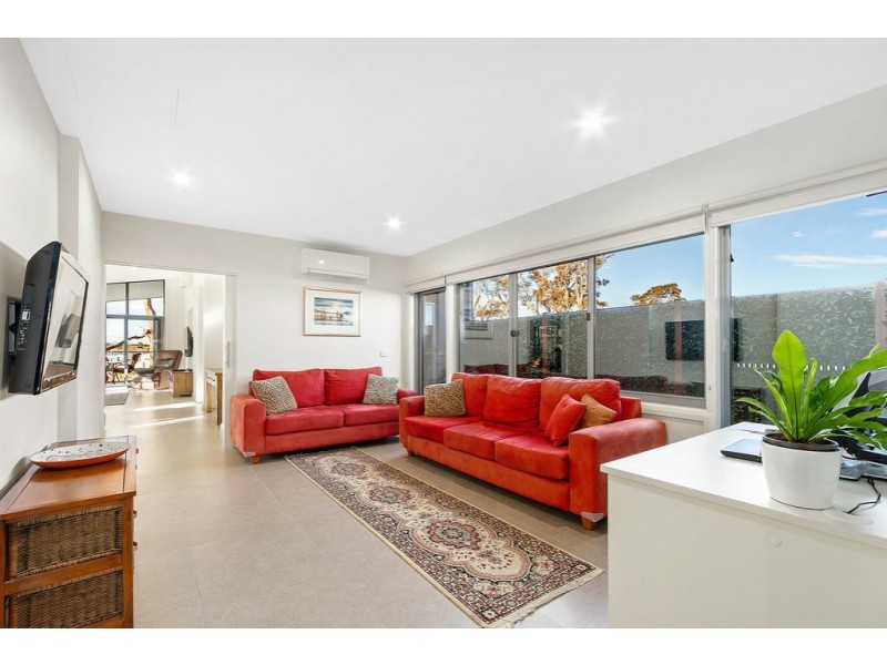 11 Nautilus Close, Paynesville VIC 3880