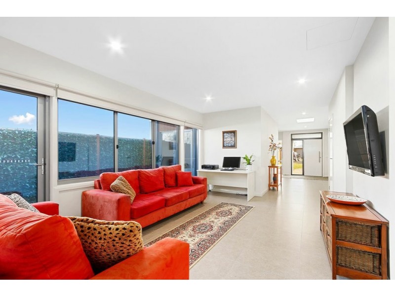 11 Nautilus Close, Paynesville VIC 3880