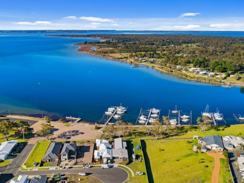 11 Nautilus Close, Paynesville VIC 3880