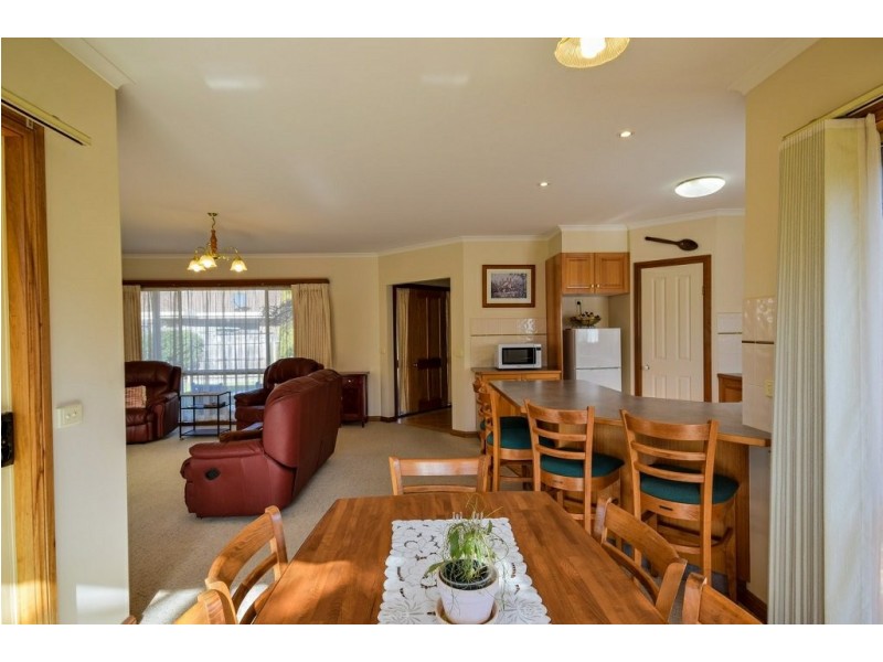 2/91 Main Road, Paynesville VIC 3880