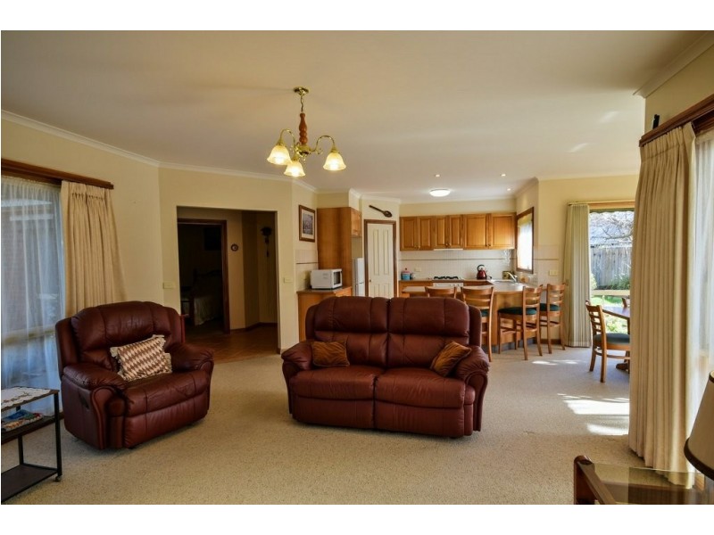 2/91 Main Road, Paynesville VIC 3880